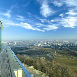 suite-am-kahlenberg.vienna-besthotels.com/